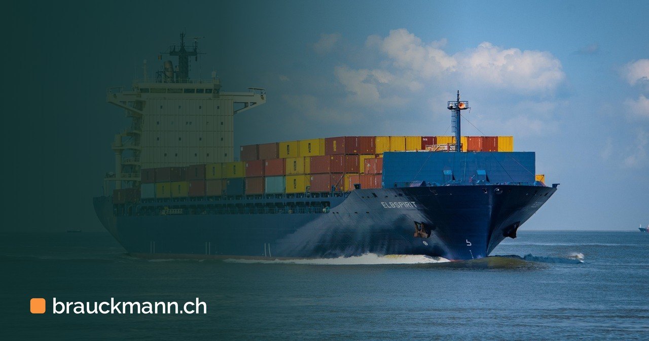 Symbolfoto zum Artikel „Amazon EKS: Kubernetes-Upgrades sieben Tage lang zurückrollen“ (container ship, container transport, seagoing vessel)
