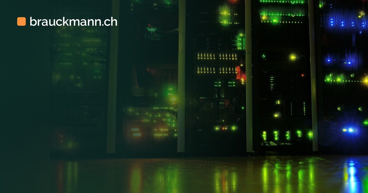 Symbolfoto zum Artikel „NGINX und Junos: Kritische Lücken erlauben Übernahme“ (server, room, datacenter)