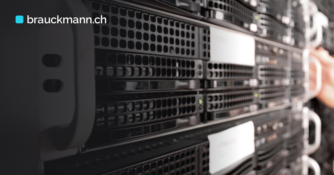 Symbolfoto zum Artikel „SonicWall SMA1000: Kritische Lücke wird schon angegriffen“ (server, cloud, development)